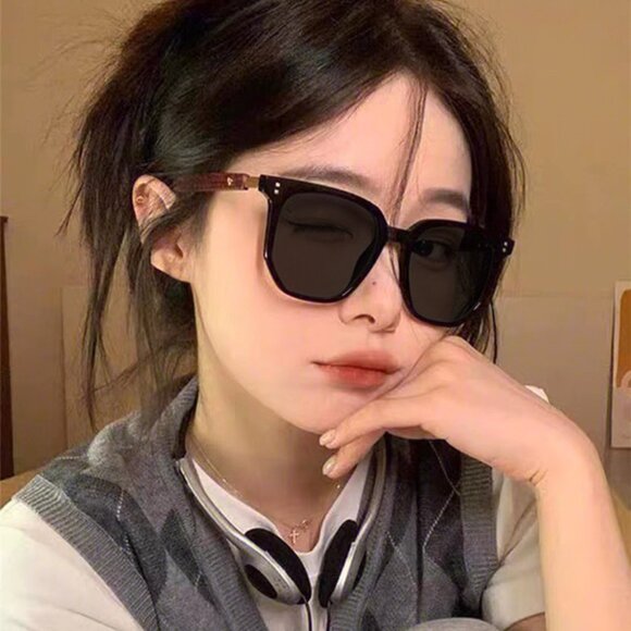 Retro Brown Large Frame Sunglasses Square Wood Grain Glasses Sunglasses main image 8